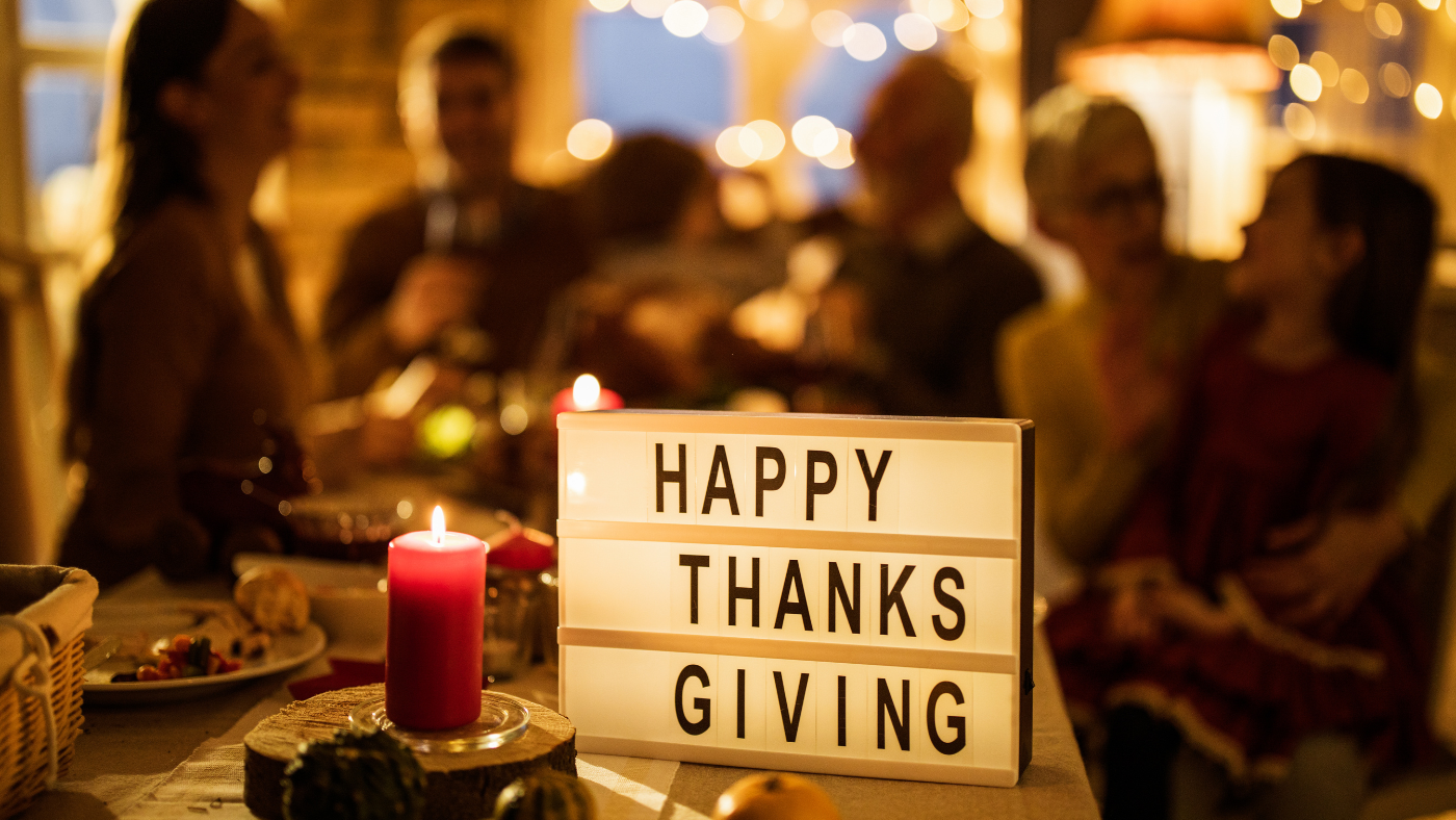 Manuka Honey: The Perfect Thanksgiving Indulgence to Sweeten the Season