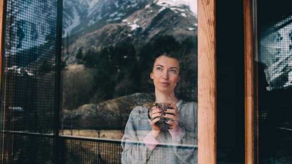 Integrate Manuka Honey Into Your Life: Simple Daily Tips - Winter Edit