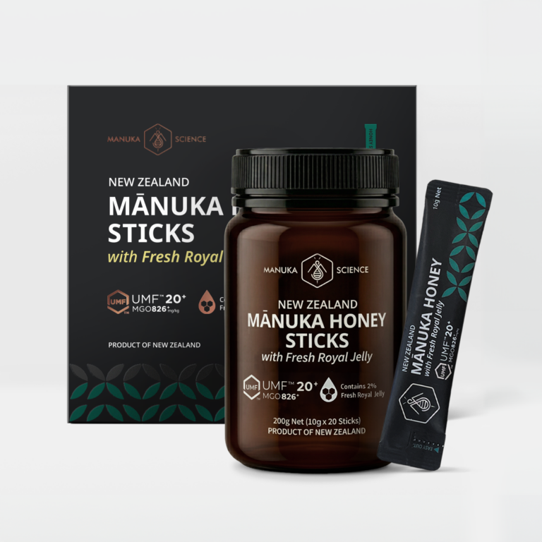 The Manuka Science UMF 20+ Mānuka Honey Sticks with Fresh Royal Jelly — 200g (10g x 20 sticks), MGO 826+, dark gift box with individual honey stick, Product of New Zealand